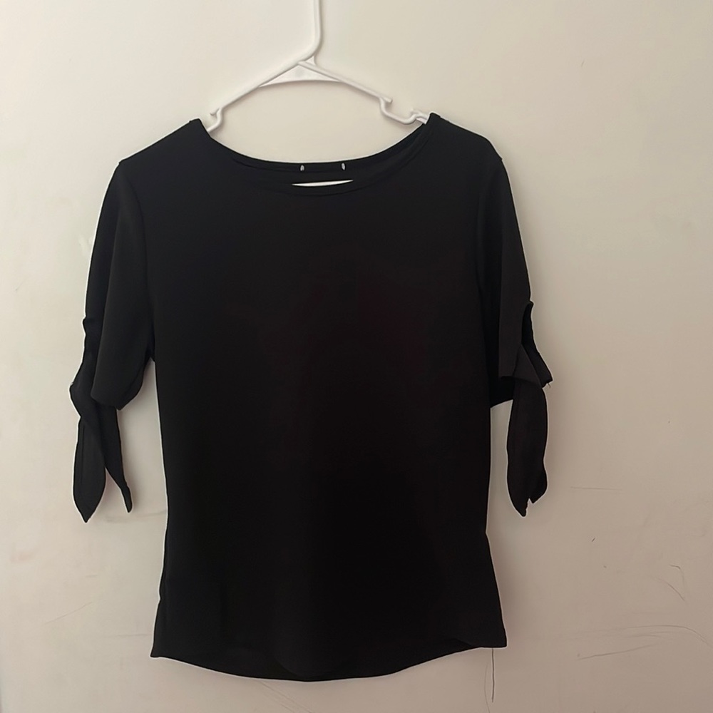 Black shirt